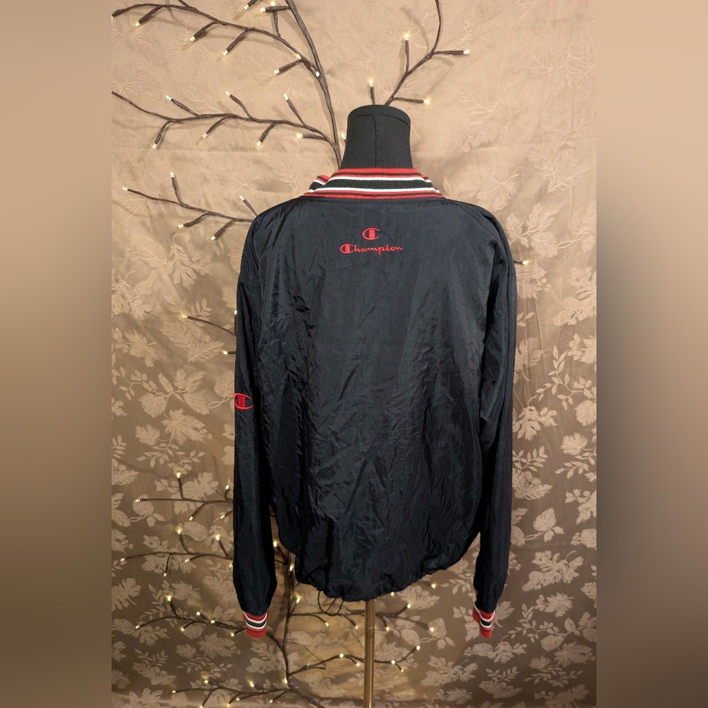 Champion V-Neck Pullover Windbreaker, Size M, Used Condition! - Picture 6 of 8